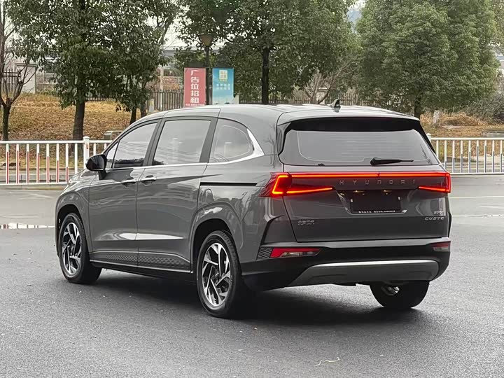 Hyundai Custo 2022 2022款 270TGDi 智爱旗舰版 TOP