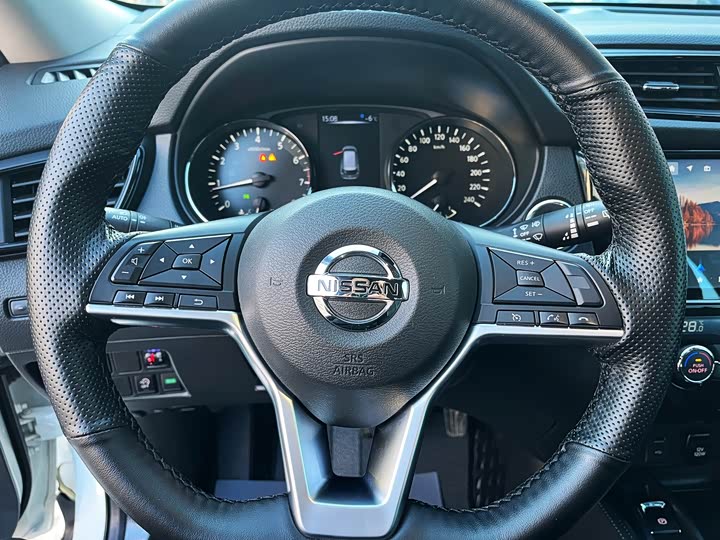 Nissan X-Trail 2023 2023款 经典 2.0L 两驱智联舒享版