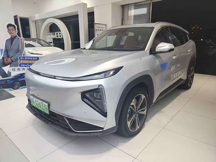 Geely Galaxy L7 2025 2025款 EM-i 115km 探索+版