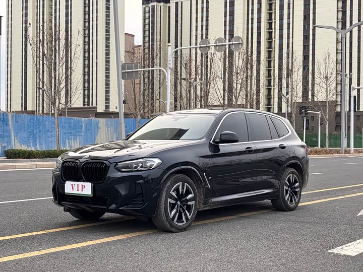 2024 BMW iX3