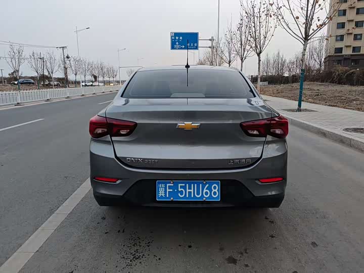 Chevrolet Onix (Cavalier) 2022 2022款 325T 自动欣悦版