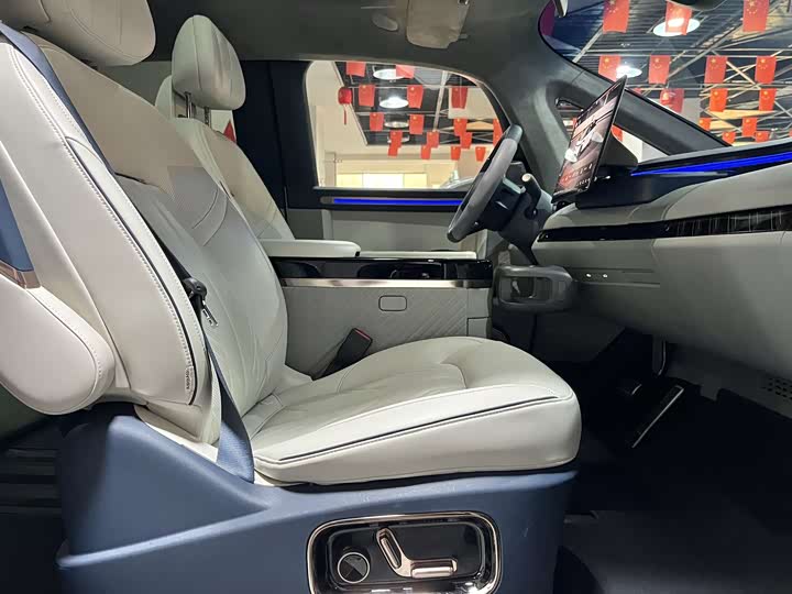 Zeekr Mix 2025 2025款 智驾版