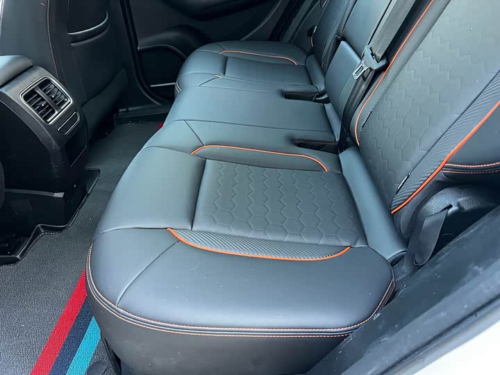 Haval F7 2021 2021款 2.0T 两驱i范