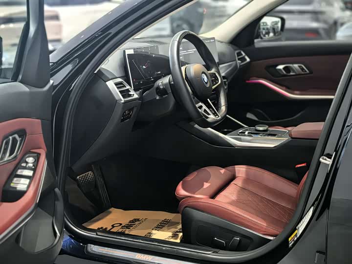 BMW i3 2025 2025款 eDrive 40 L 曜夜套装