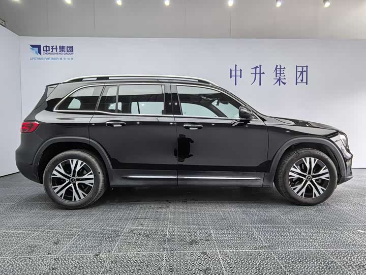 Mercedes-Benz GLB-Class 2025 2025款 GLB 220 动感型