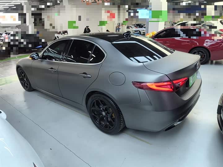 Alfa Romeo Giulia 2020 2020款 2.0T 280HP VIRTU限量版