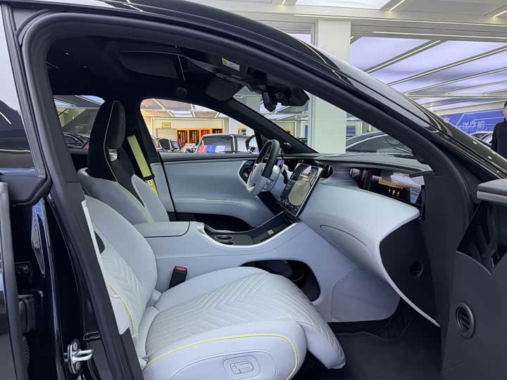 Avatr 11 2025 2025款 改款 Max 增程版