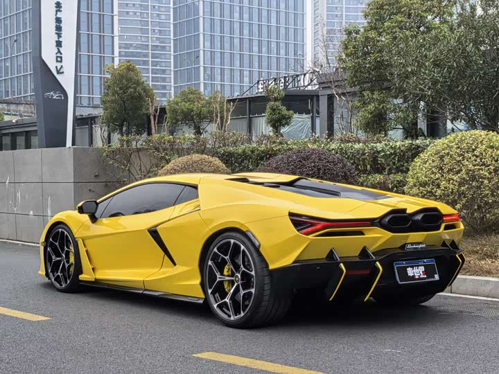 Lamborghini Revuelto 2023 2023款 6.5L PHEV标准版