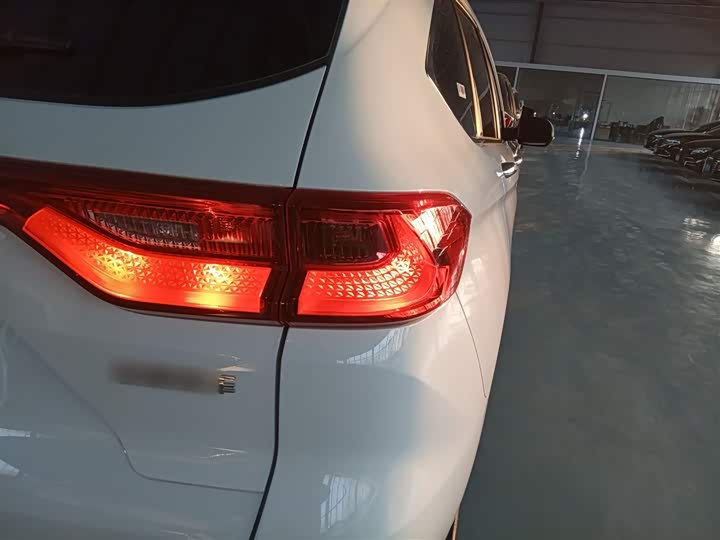 Haval M6 2023 2023款 PLUS 1.5T DCT豪华智联型