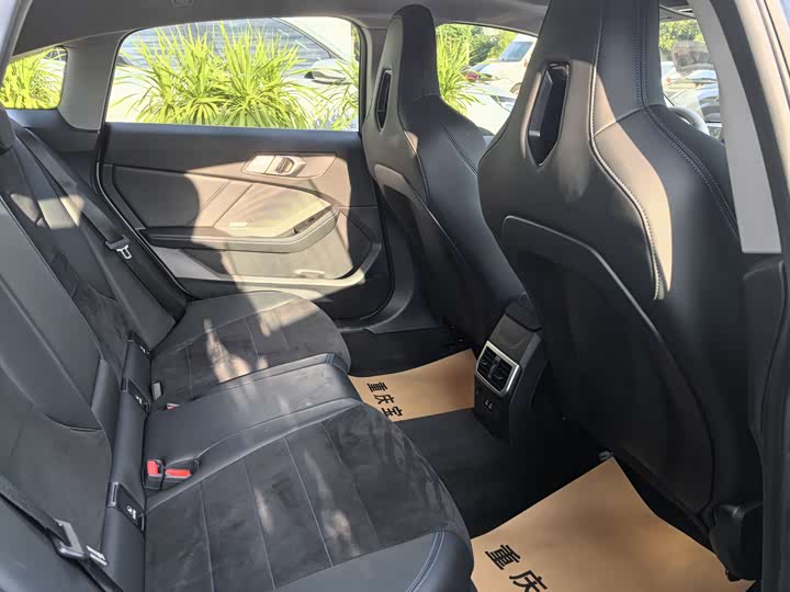 BMW 2 Series 2025 2025款 225L M运动曜夜套装