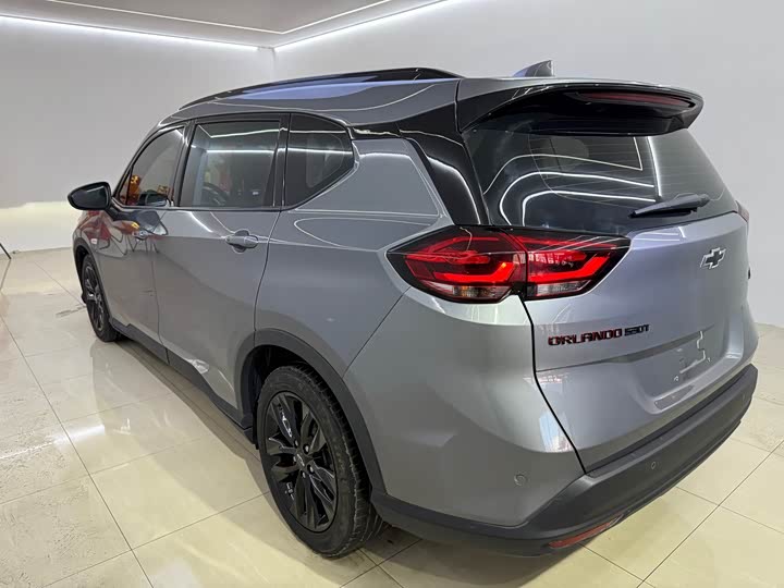 Chevrolet Orlando 2020 2020款 轻混 Redline 530T 自动纵享版（5+2款）