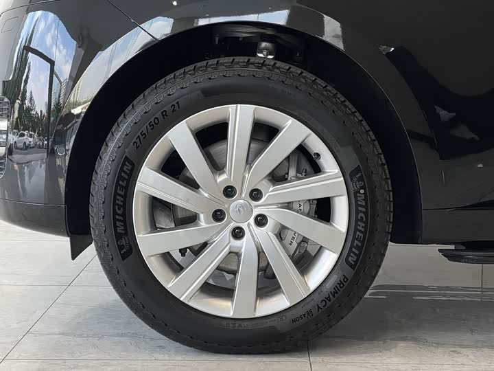 Land Rover Range Rover 2025 2025款 3.0 L6 360PS 盛世版