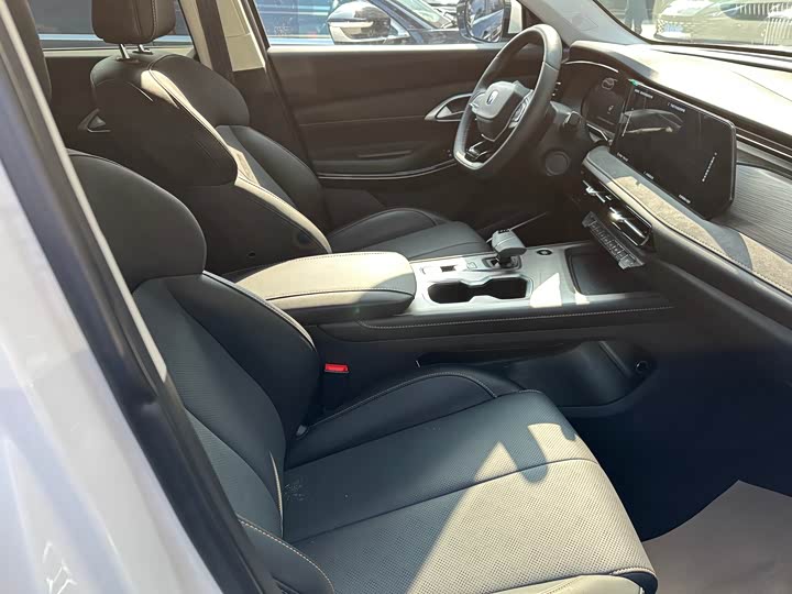 Changan X7 Plus 2024 2024款 1.5T 自动尊贵型 7座