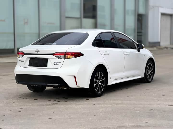 Toyota Levin 2024 2024款 智能电混双擎 1.8L 豪华版