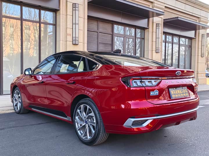 Ford Mondeo 2025 2025款 2.0T EcoBoost 至尊型