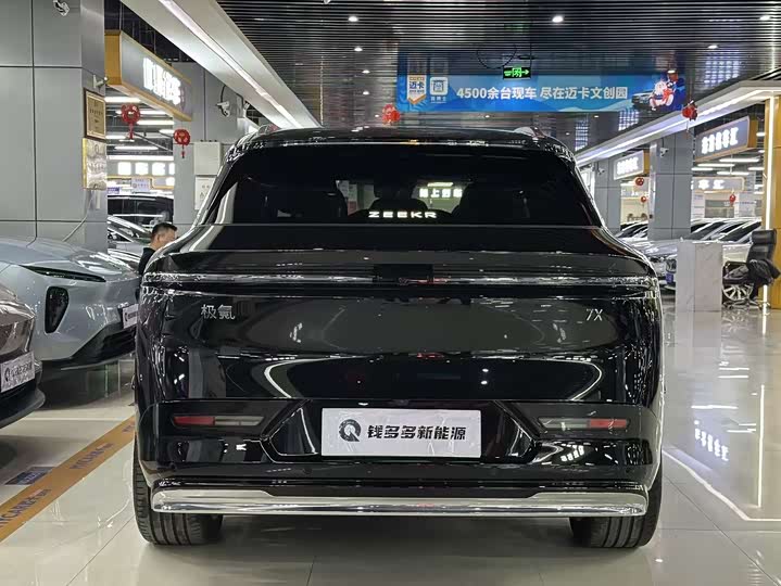Zeekr 7X 2025 2025款 100kWh 长续航后驱智驾版