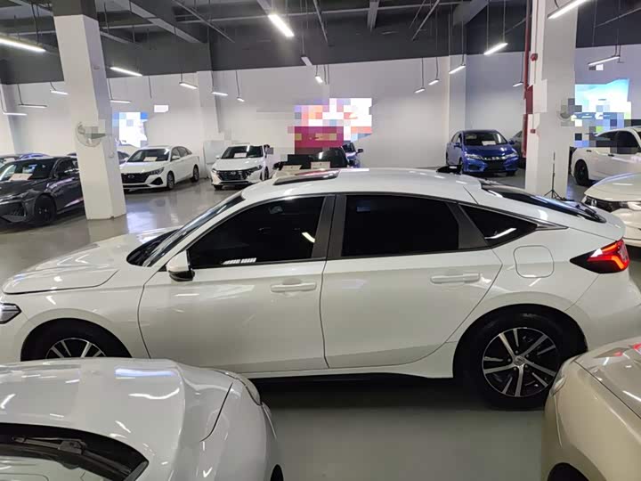 Honda Civic 2023 2023款 HATCHBACK 240TURBO CVT极跃版