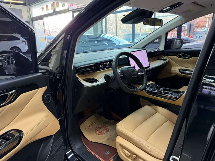 GAC Trumpchi E8 2024 2024款 150km 龙腾光辉版