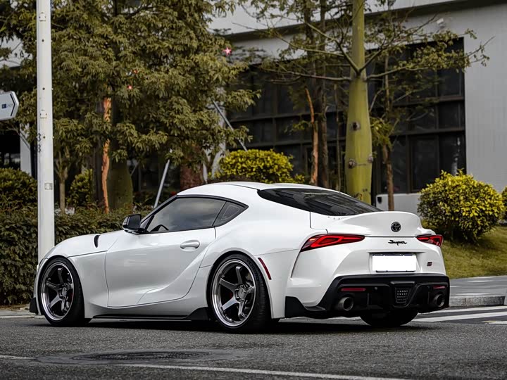 Toyota Supra 2022 2022款 GR SUPRA 3.0T 标准型