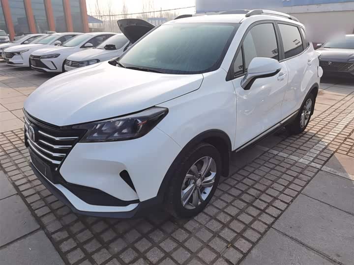 Changan CS15 2021 2021款 1.5L 自动进取型