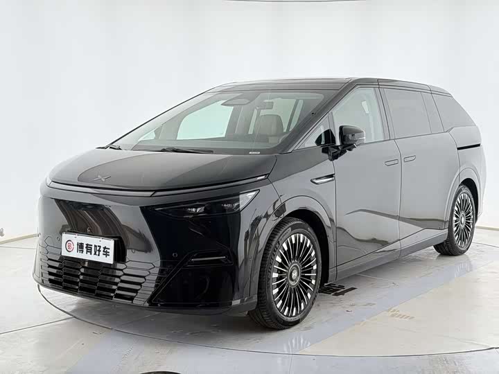 2025 XPeng X9