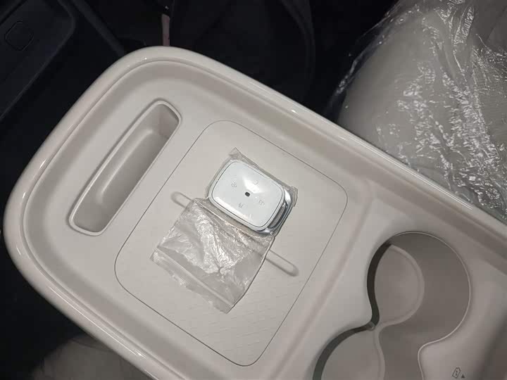 BAIC Arcfox T1 2025 2025款 425 PLUS