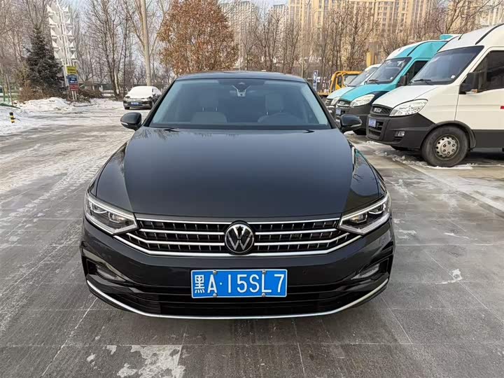 Volkswagen Magotan 2025 2025款 改款 众享款 330TSI DSG豪华型