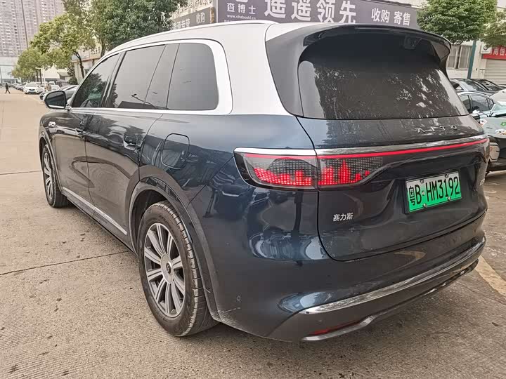 Aito M8 2025 2025款 增程 Max+版 53.4kWh 6座版