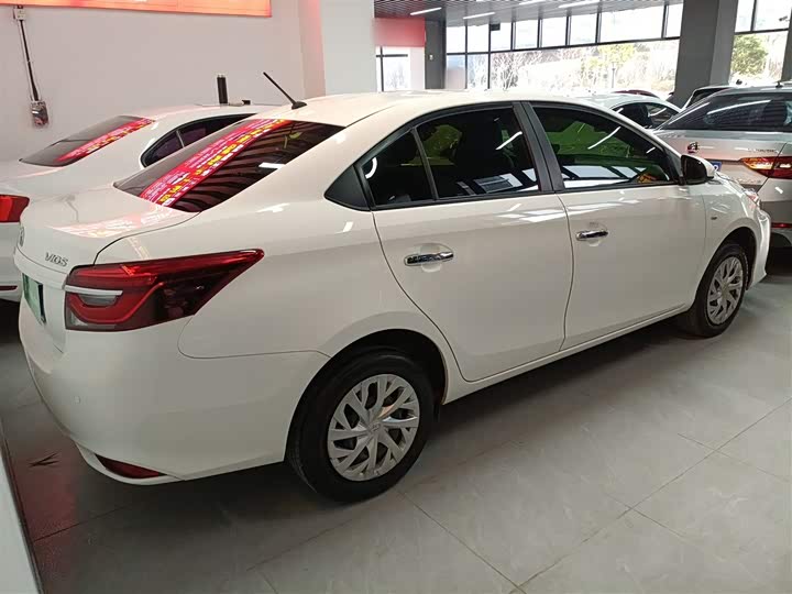 Toyota Vios 2022 2022款 1.5L 20周年纪念版