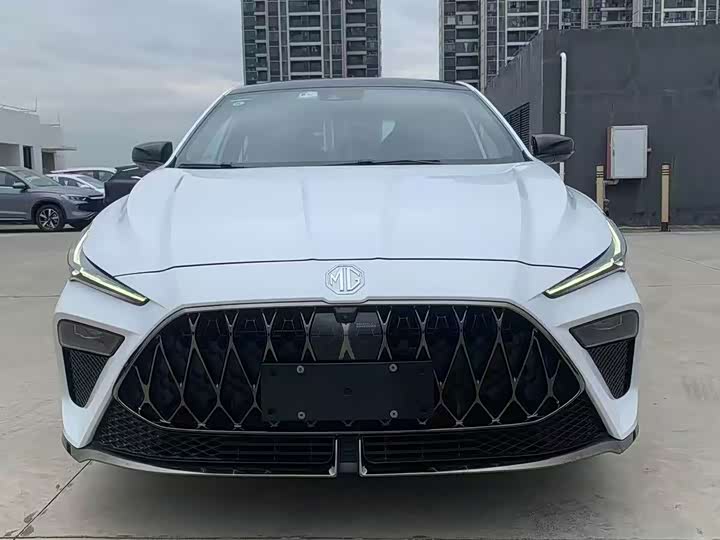 MG Motor 5 Scorpio 2022 2022款 1.5T Trophy运动旗舰版