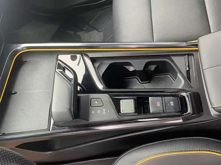 MG Motor 5 Scorpio 2022 2022款 1.5T Trophy运动旗舰版