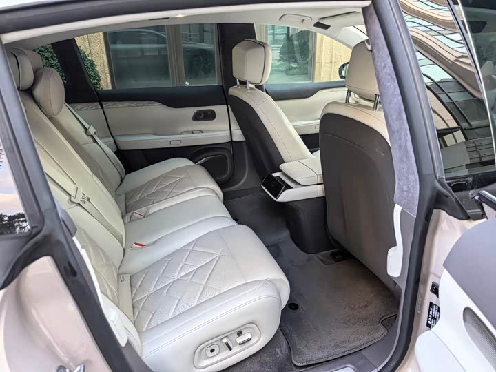 Nio ET7 2024 2024款 75kWh 行政版