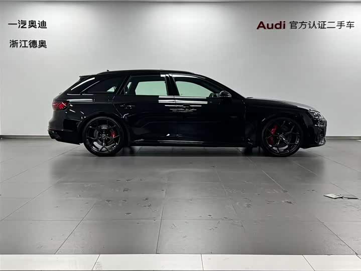 Audi RS 4 2024 2024款 RS4 Avant 燃擎版