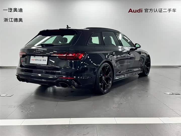 Audi RS 4 2024 2024款 RS4 Avant 燃擎版