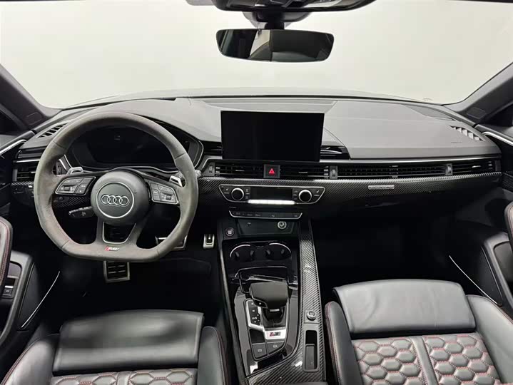 Audi RS 4 2024 2024款 RS4 Avant 燃擎版