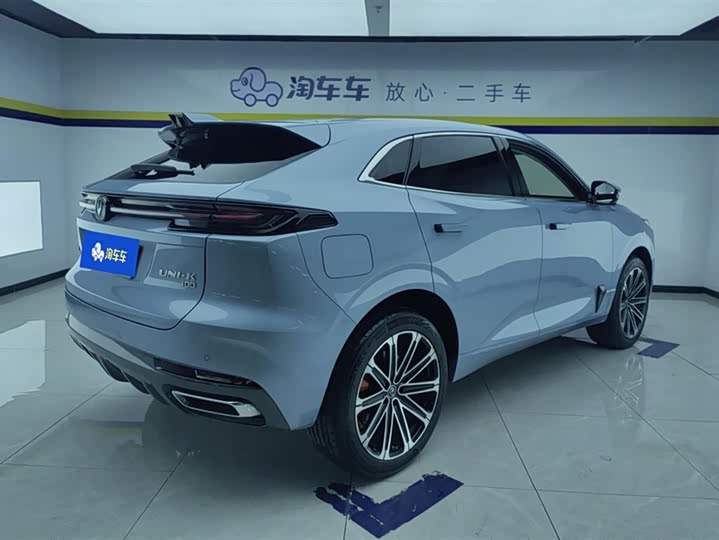 Changan UNI-K Hybrid 2022 2022款 蓝鲸iDD 130km 1.5T 尊贵型