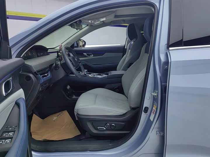 Changan UNI-K Hybrid 2022 2022款 蓝鲸iDD 130km 1.5T 尊贵型