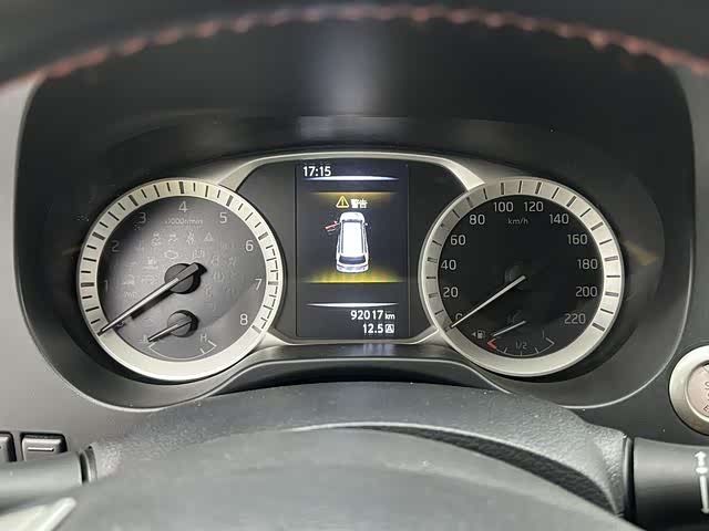 Nissan Terra 2020 2020款 2.5L XL Upper 自动两驱豪华版