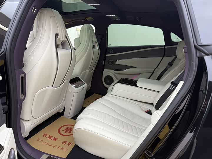 BYD Yangwang U7 2025 2025款 EV 五座豪华版