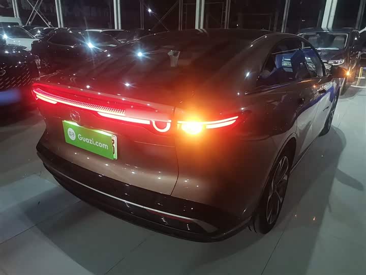 Mazda EZ-6 2024 2024款 增程200智尊版