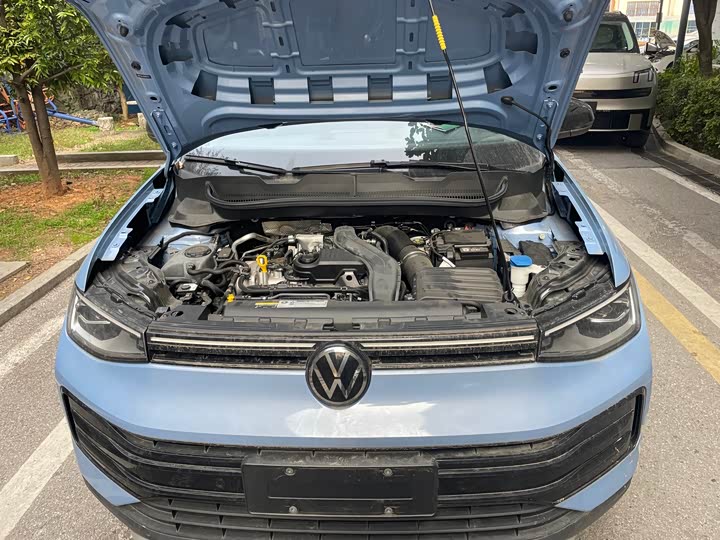 Volkswagen Tharu 2025 2025款 新锐 300TSI 锐享版