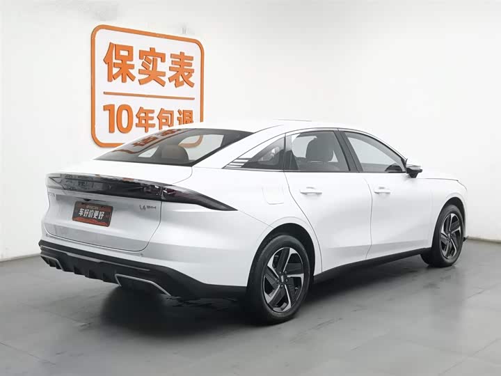 Geely Galaxy L6 2025 2025款 EM-i 140km 星舰版