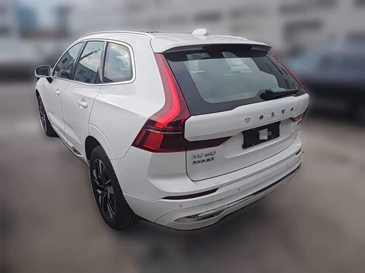 Volvo XC60 2026 2026款 B5 四驱智远豪华版