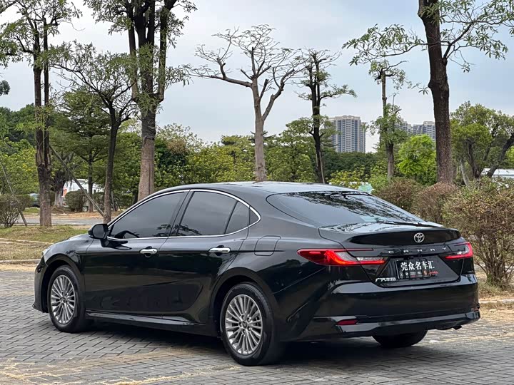 Toyota Camry 2024 2024款 2.0GVP 豪华版