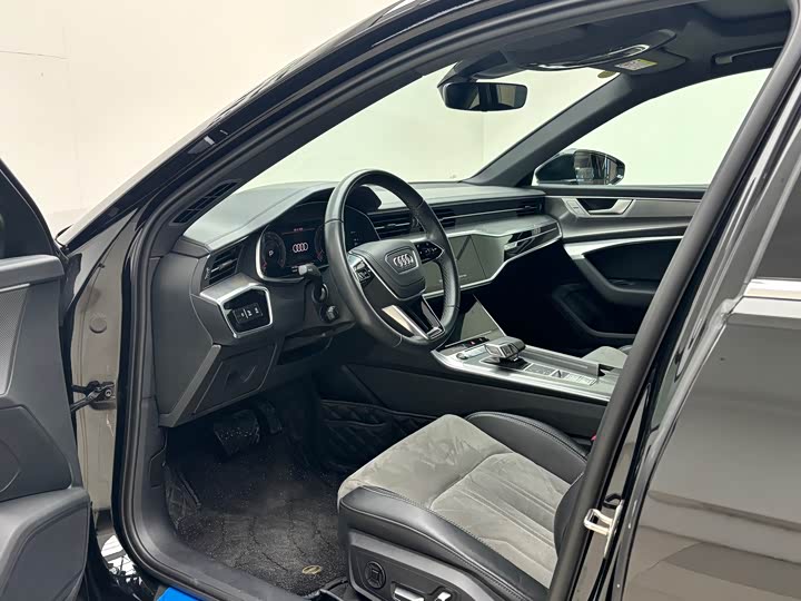 Audi A6L 2025 2025款 45 TFSI 臻选动感型