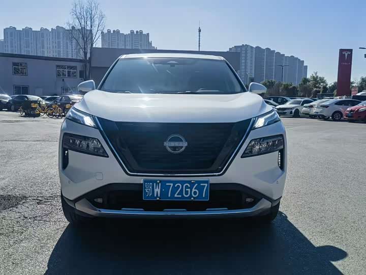 Nissan X-Trail 2023 2023款 e-POWER 超混双电机四驱豪华版