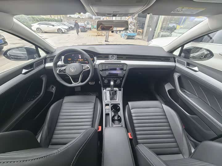 Volkswagen Magotan 2025 2025款 众享款 280TSI DSG舒适型