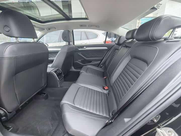 Volkswagen Magotan 2025 2025款 众享款 280TSI DSG舒适型