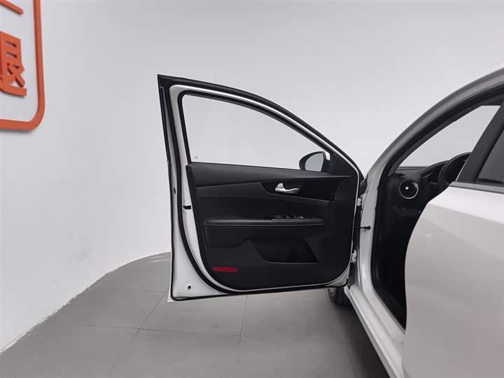 Kia K3 2021 2021款 1.5L CVT时尚版