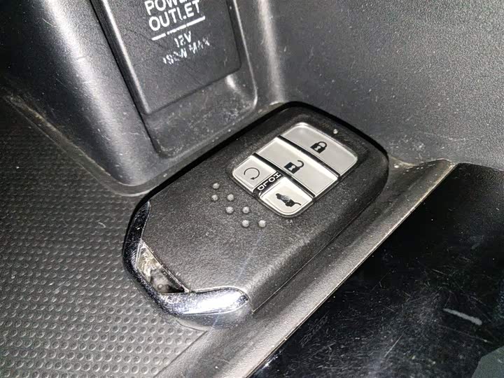 Honda UR-V 2020 2020款 370TURBO 两驱尊雅版